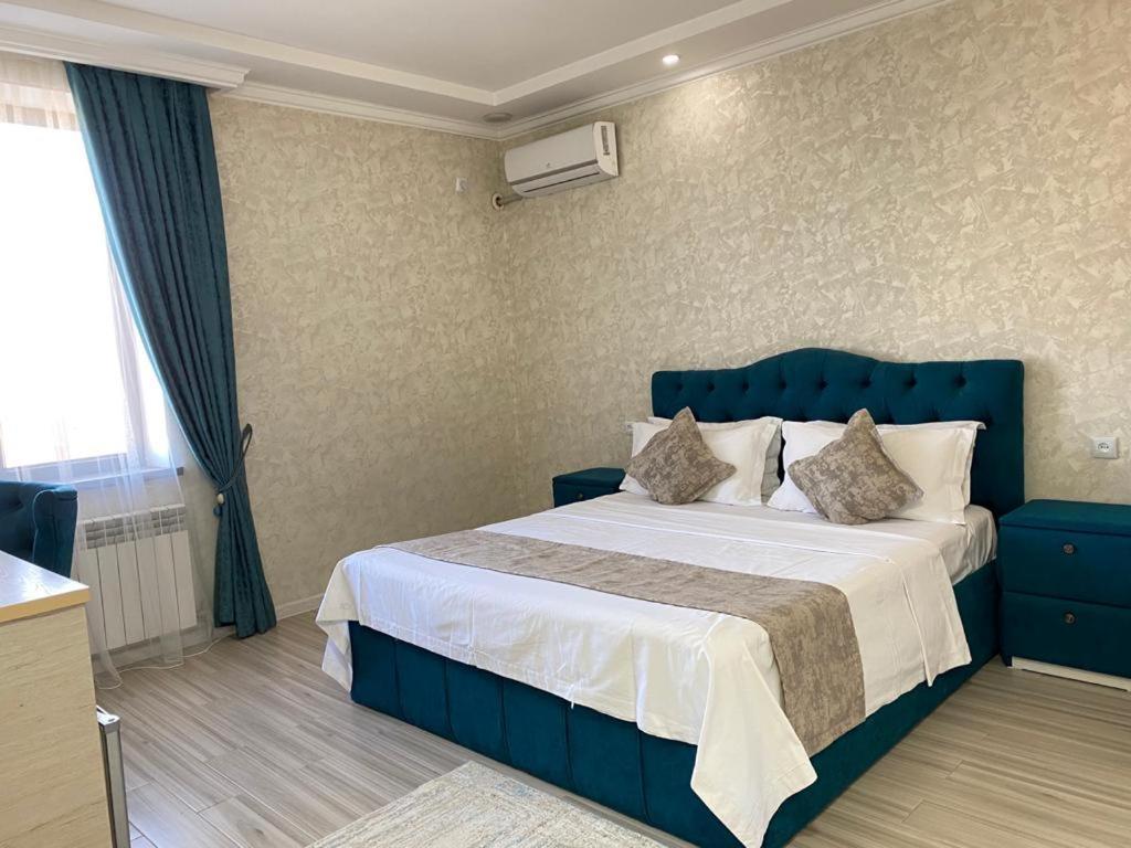 Comfort Hotel Turkistan Extérieur photo