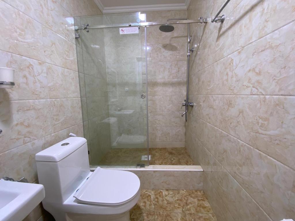 Comfort Hotel Turkistan Extérieur photo