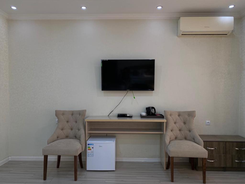 Comfort Hotel Turkistan Extérieur photo
